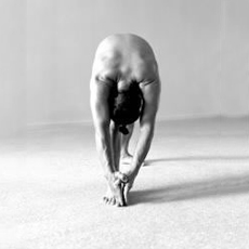 posture-Dandayamana-Bibhaktapada-Janushirasana